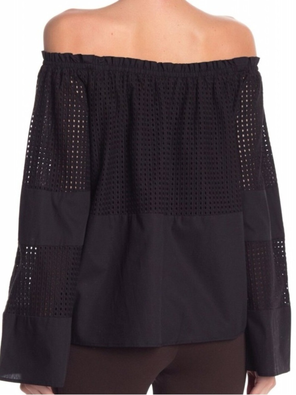 Vertigo Paris Off Shoulder Eyelet Bell Sleeve Top Black Medium NWT - Picture 6 of 8